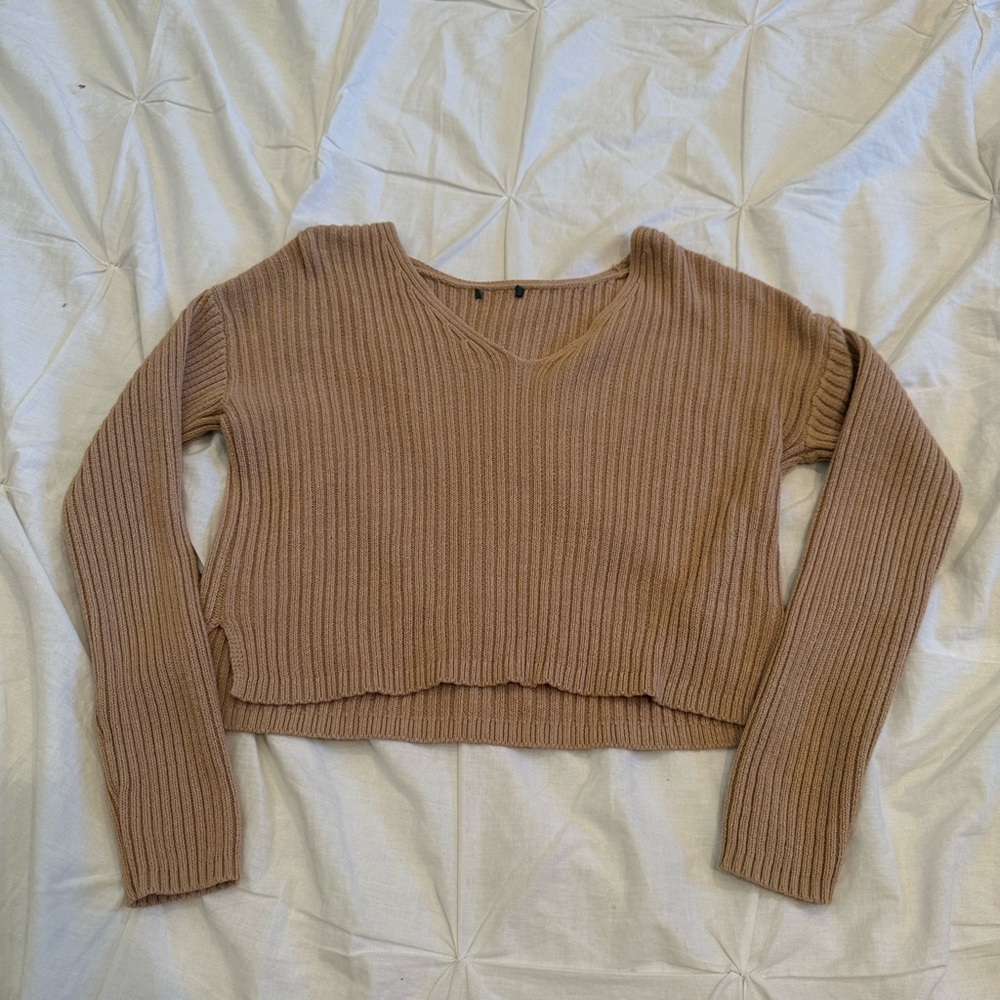 Tan sweater - Picture 2 of 3